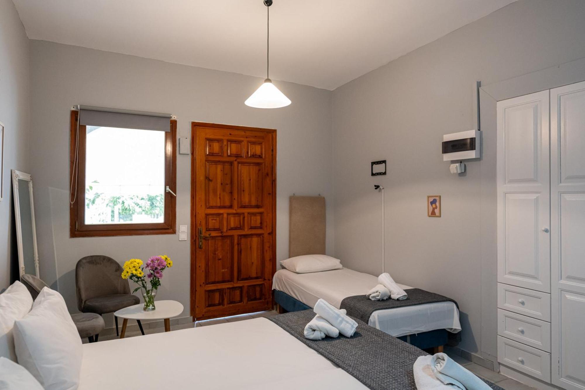 Koukis Apartment *