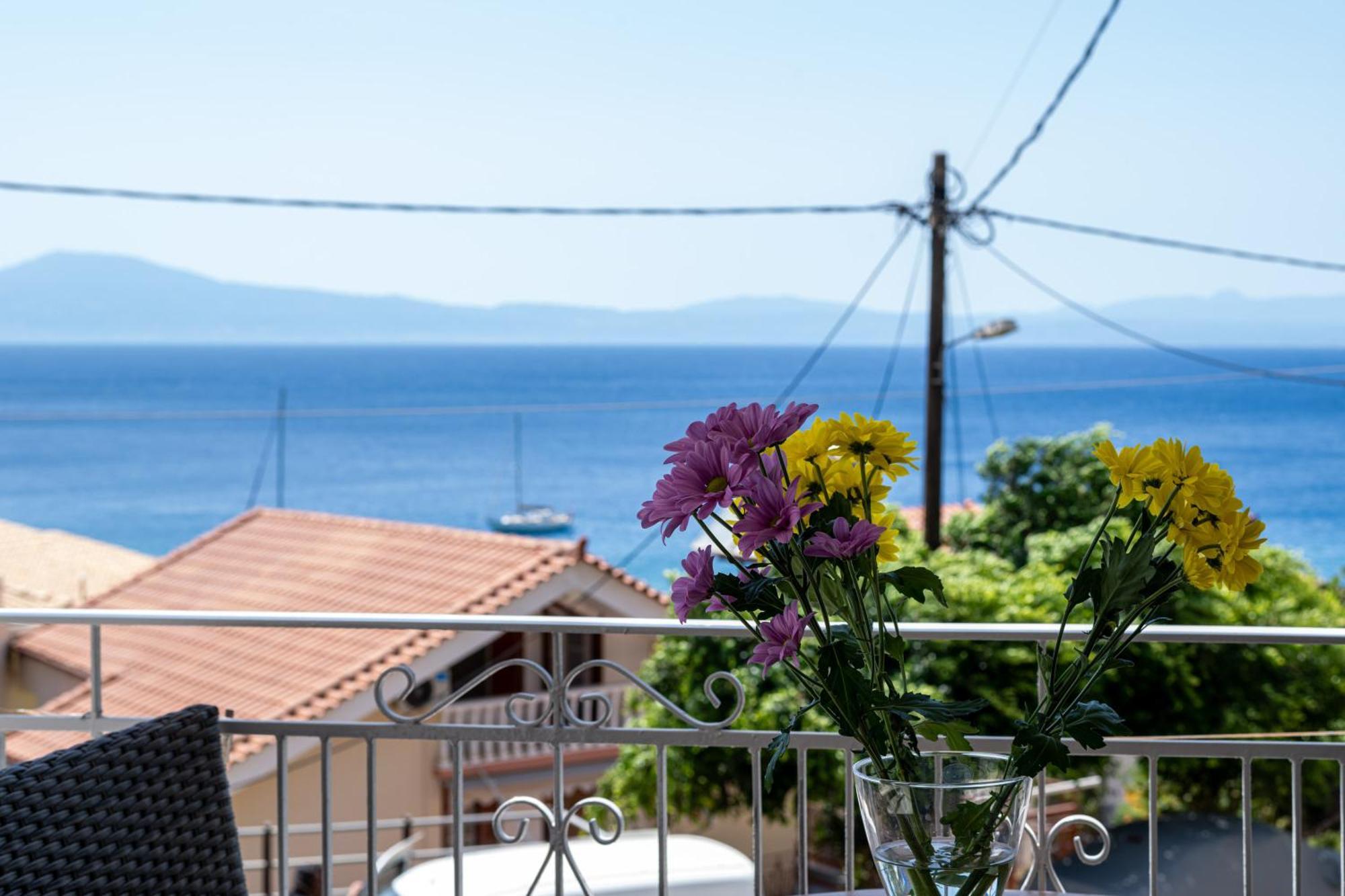 Koukis Apartment *